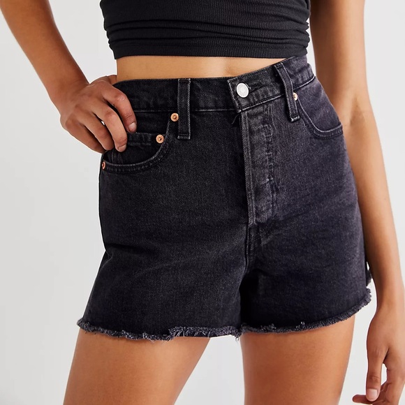Levi’s Premium Ribcage Denim Shorts Washed Black Bayou High Waisted Plus Size 32 - Picture 6 of 16